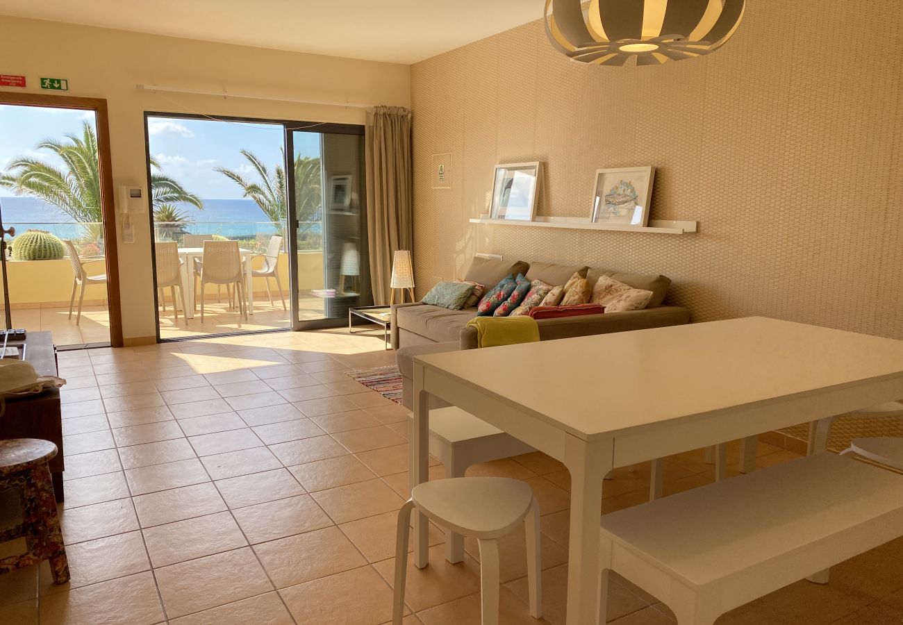 Villa em Porto Santo - Casa da Pedras Pretas - By Wehost