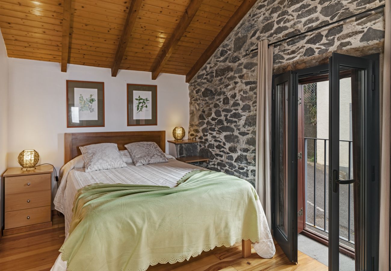 Casa em Calheta - Refúgio da Serra - By Wehost