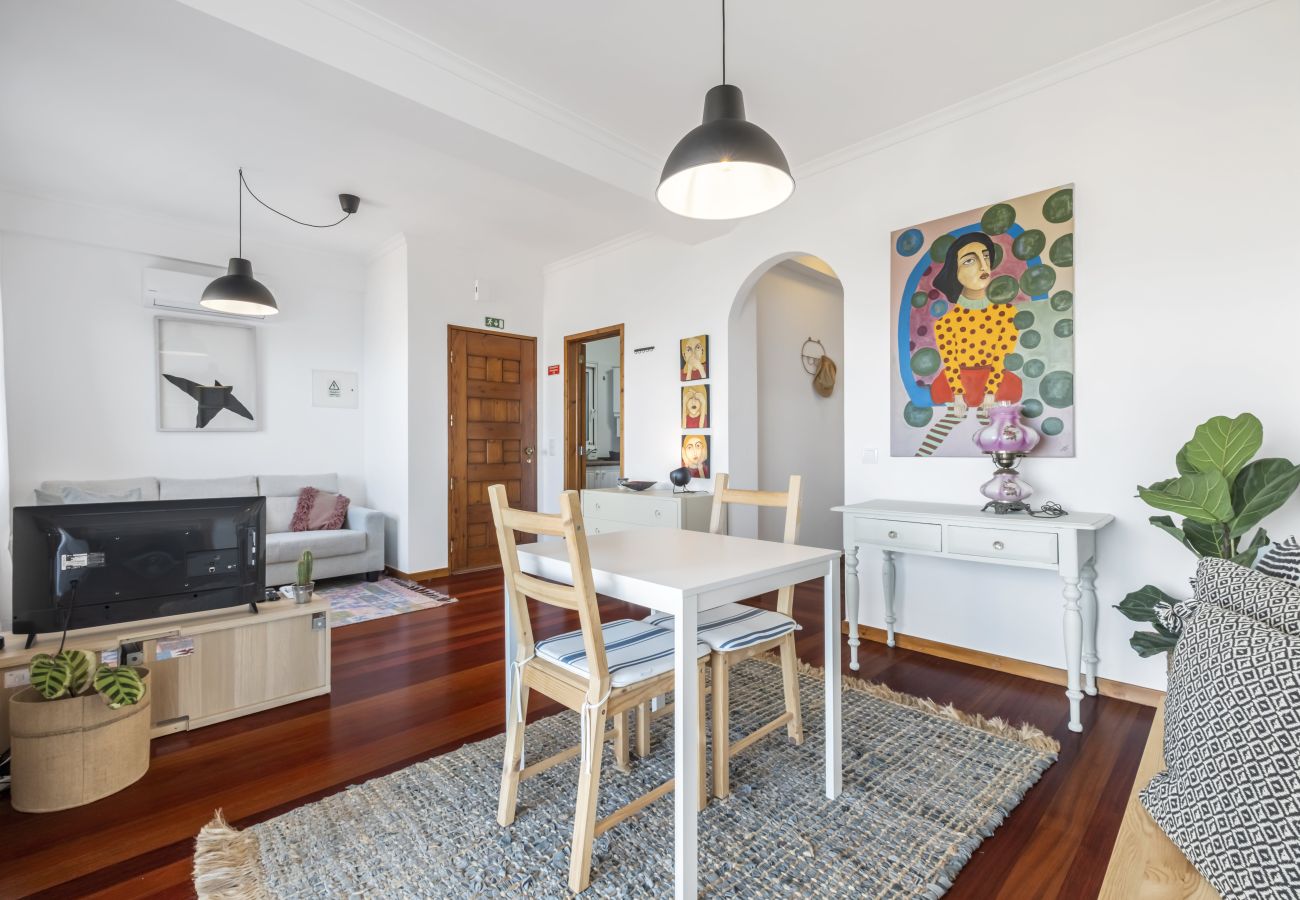 Apartamento em Funchal - Casa da Ângela - By Wehost