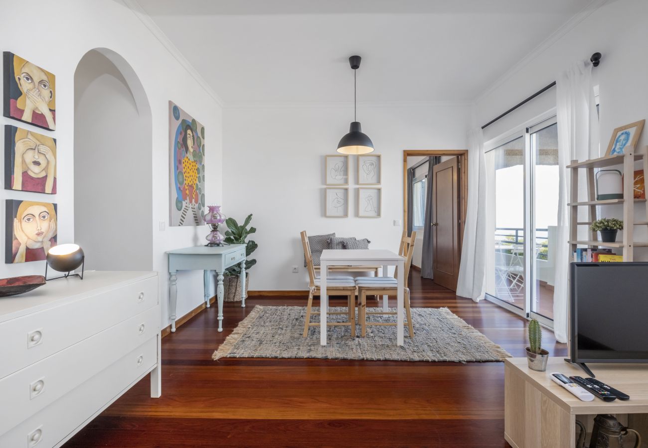 Apartamento em Funchal - Casa da Ângela - By Wehost