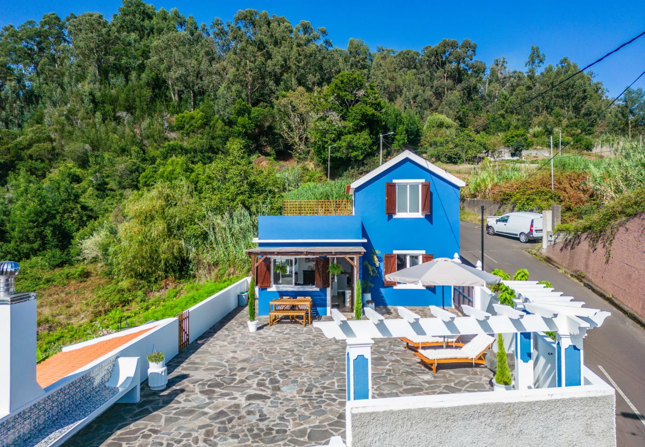 Casa rural em Ponta do Sol - Blue House - By Wehost